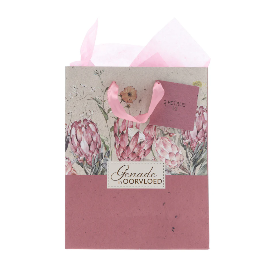 Afrikaans Medium Gift Bag | Genade in Oorvloed Fynbos with Gift Tag