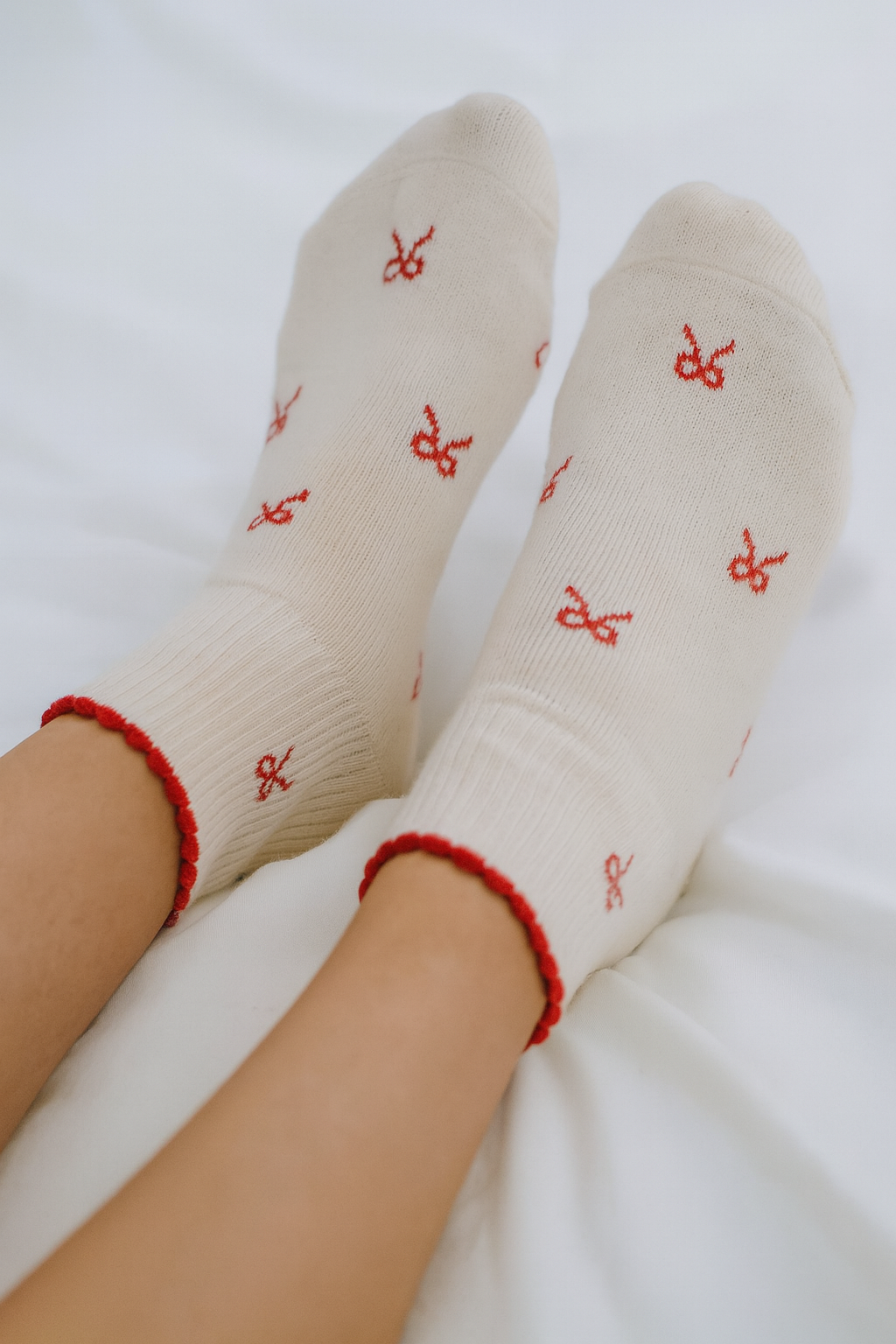 White Ankle Socks with Red Bows for Women - Image 2