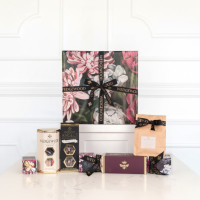 hamper for her