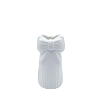 Bow-Tique Ceramic Vase - 8x18cm